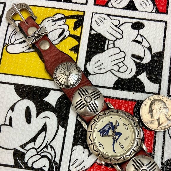 Vintage 90s Disney X Timex Pocahontas Watch with Backlight and Concho Band - Picture 13 of 16